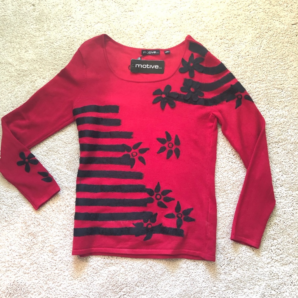 MOTIVE red long sleeve sweater